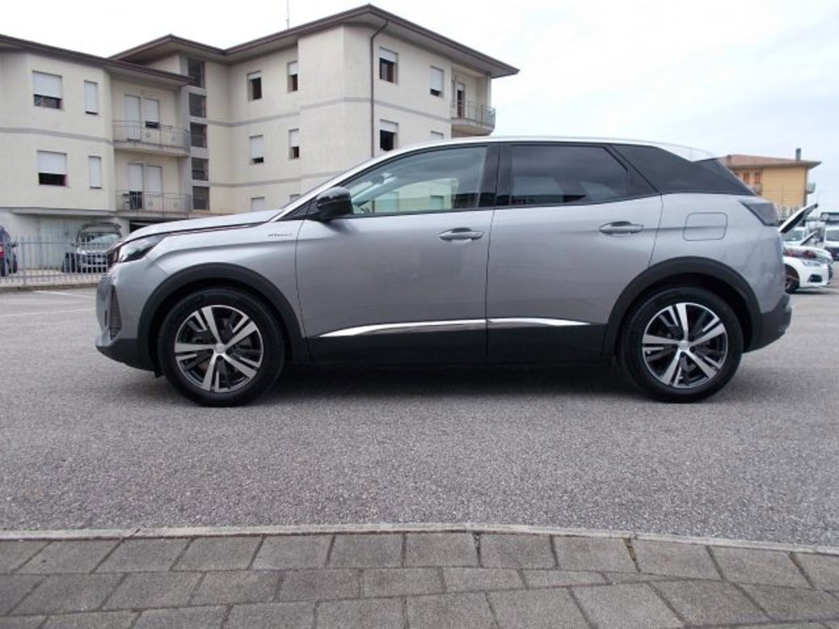 Peugeot 3008 Hybrid4 300 e-EAT8 Allure Pack (7)