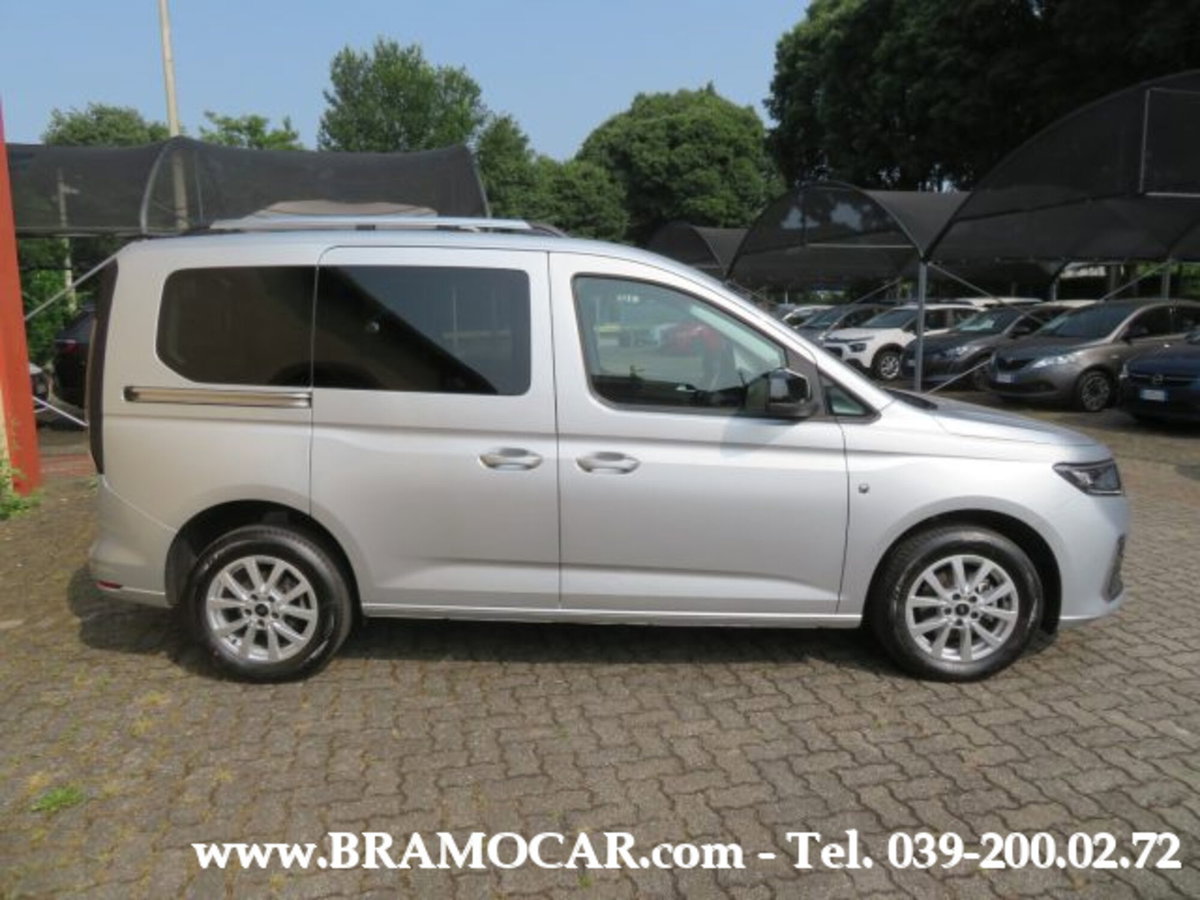 Ford Tourneo Connect 2.0 EcoBlue 102 CV Titanium (5)