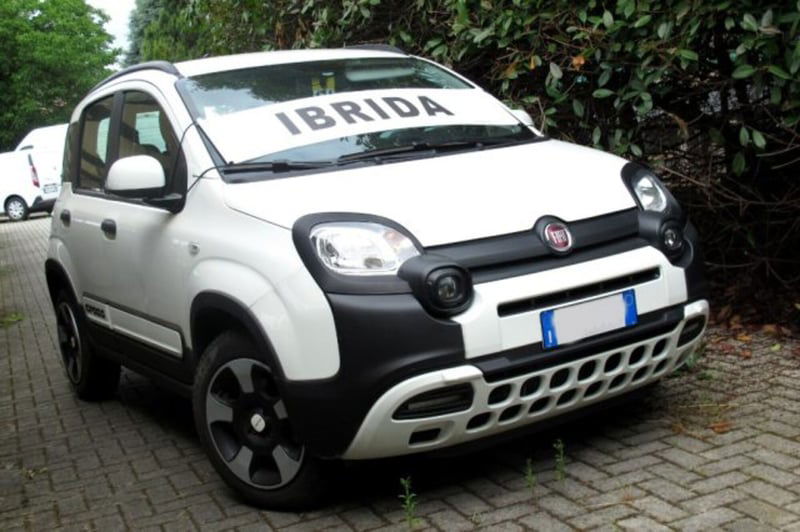 Fiat Panda Cross 1.0 firefly hybrid Cross s&s 70cv 5p.ti