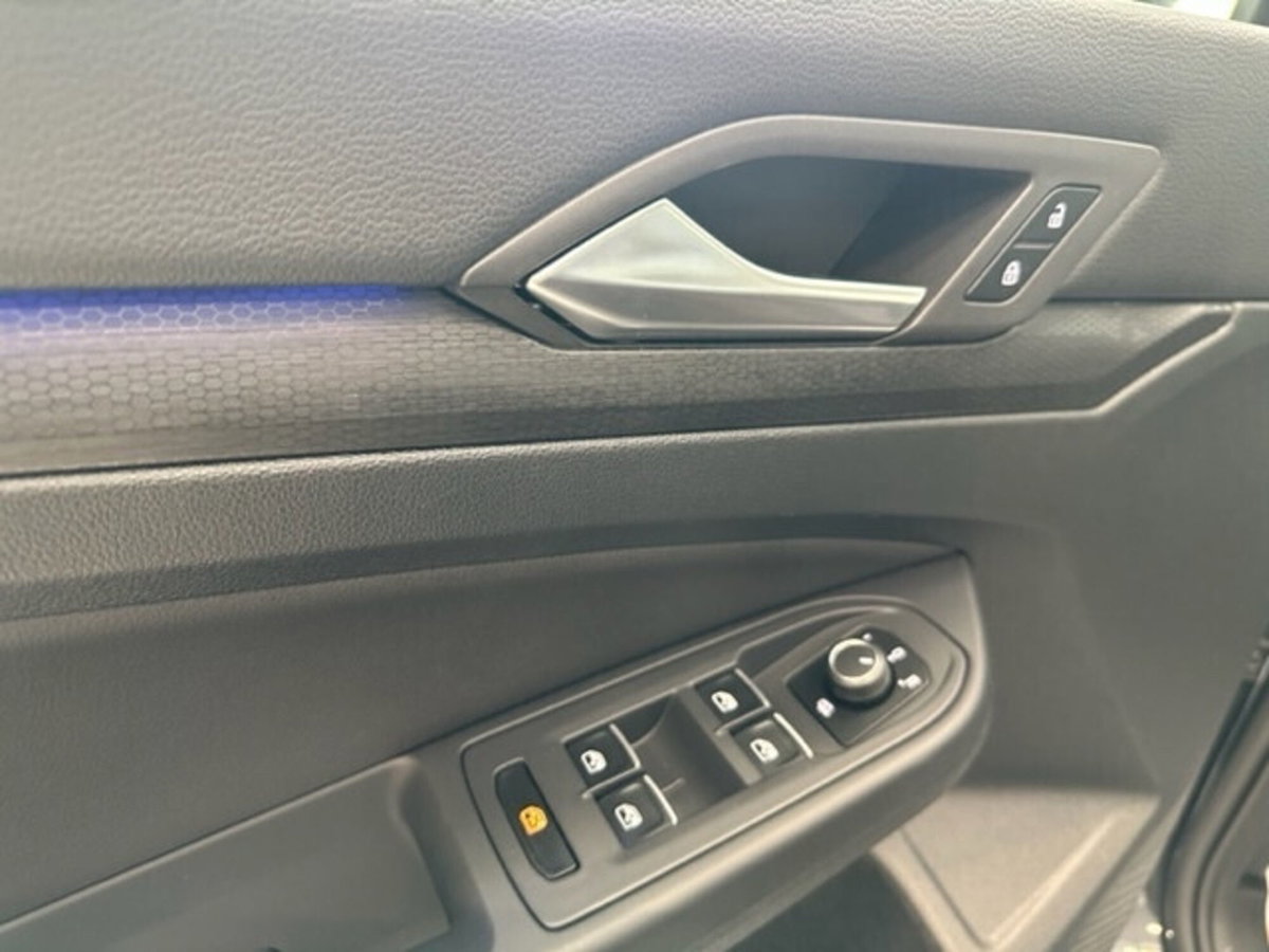 Volkswagen Golf 2.0 TSI GTI DSG (15)