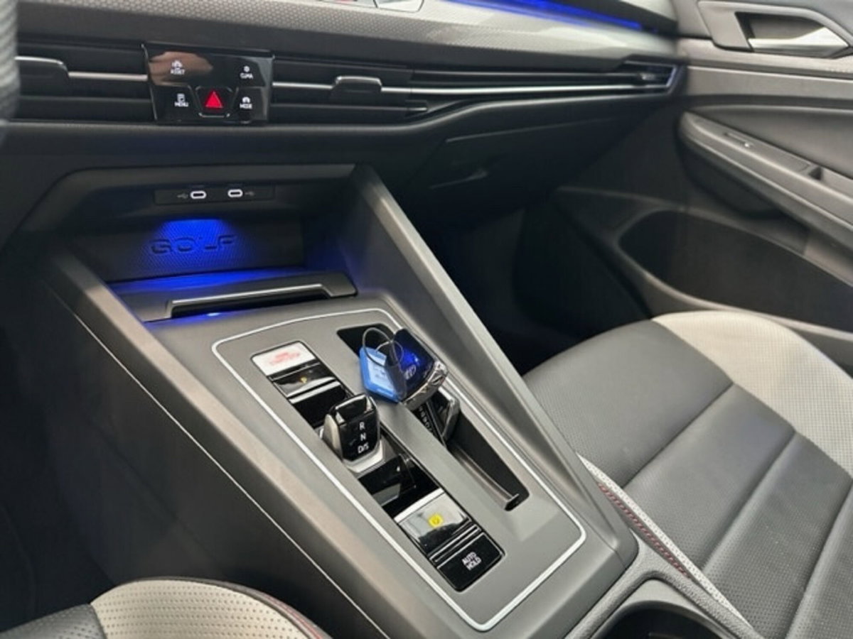 Volkswagen Golf 2.0 TSI GTI DSG (19)