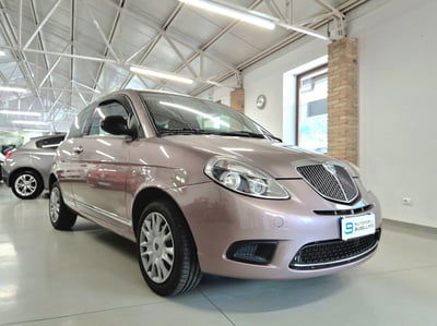 Lancia Ypsilon 1.2 69 CV Unyca usata