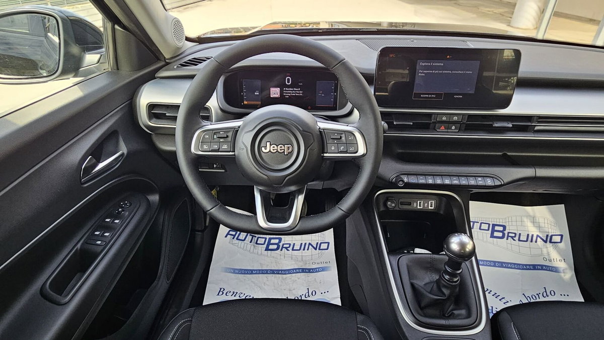 Jeep Avenger 1.2 turbo Summit fwd 100cv (12)