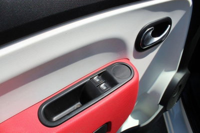 Renault Twingo TCe 90 CV Stop&Start Openair (8)