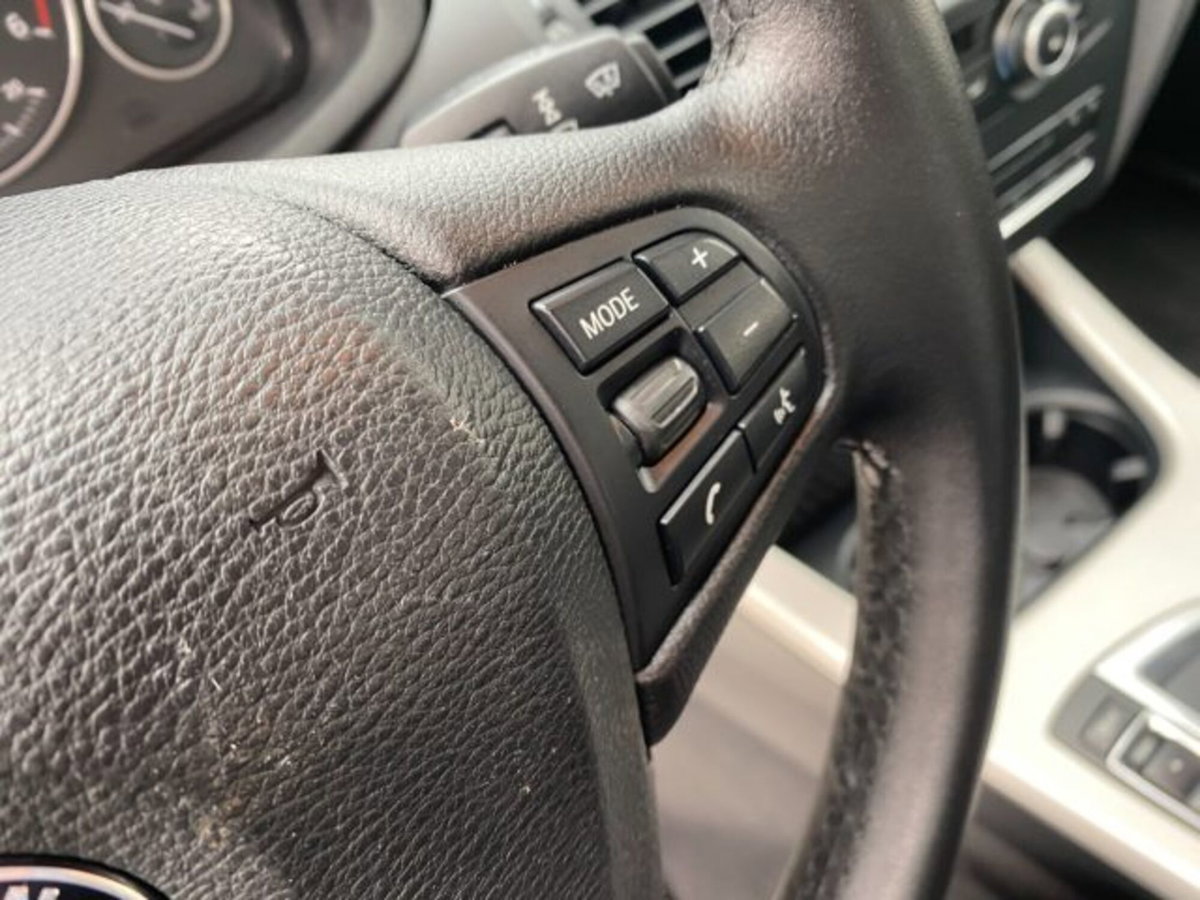 BMW X3 sDrive18d Business aut. (13)