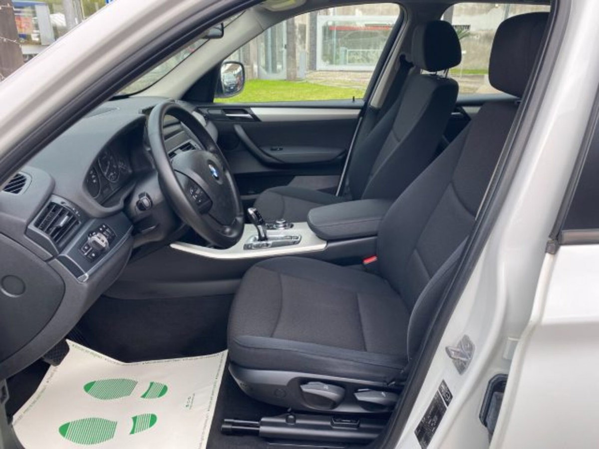 BMW X3 sDrive18d Business aut. (6)