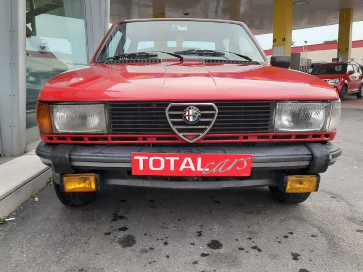 Alfa Romeo Giulietta 1.6 (2)