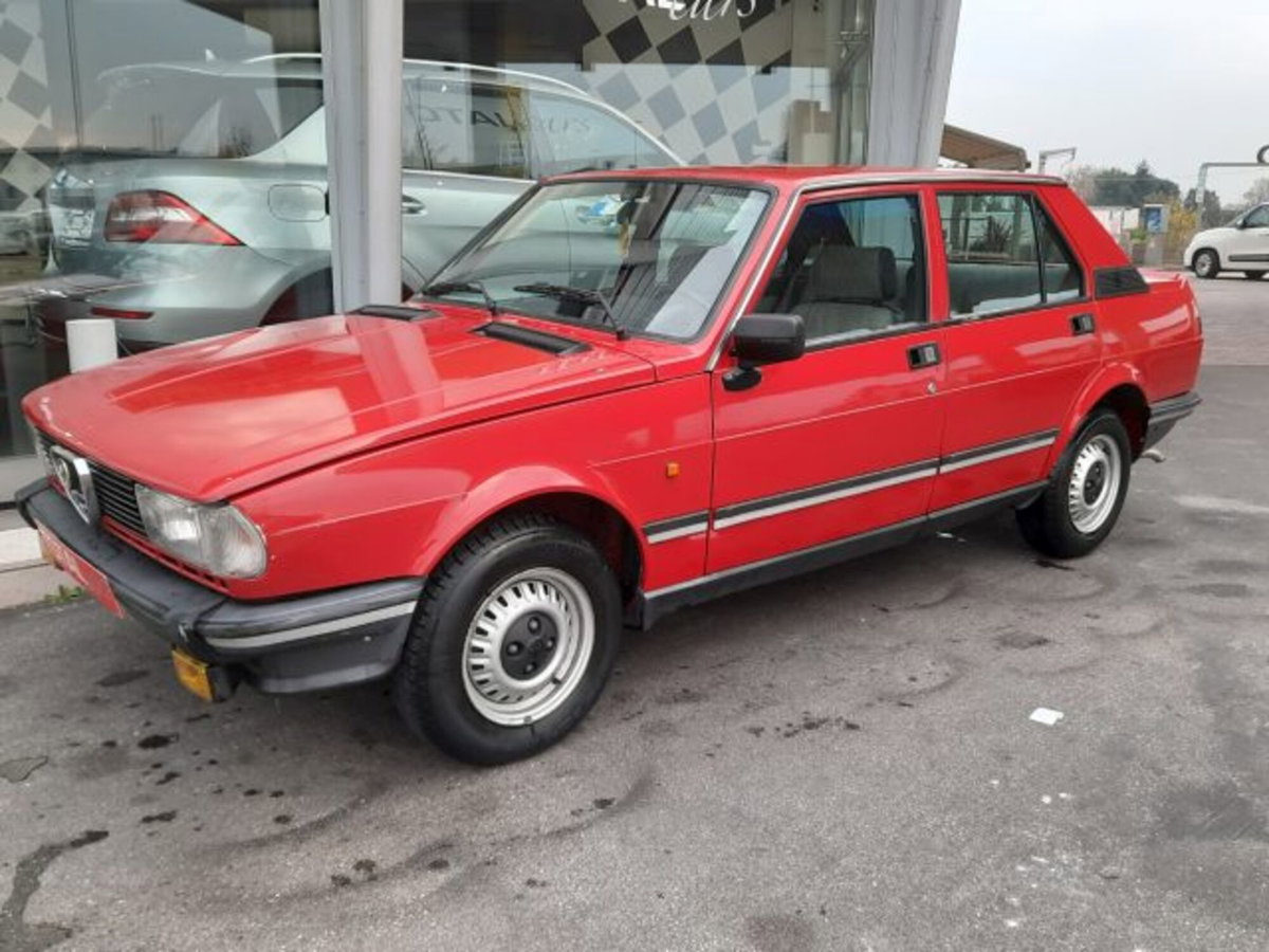 Alfa Romeo Giulietta 1.6 (4)