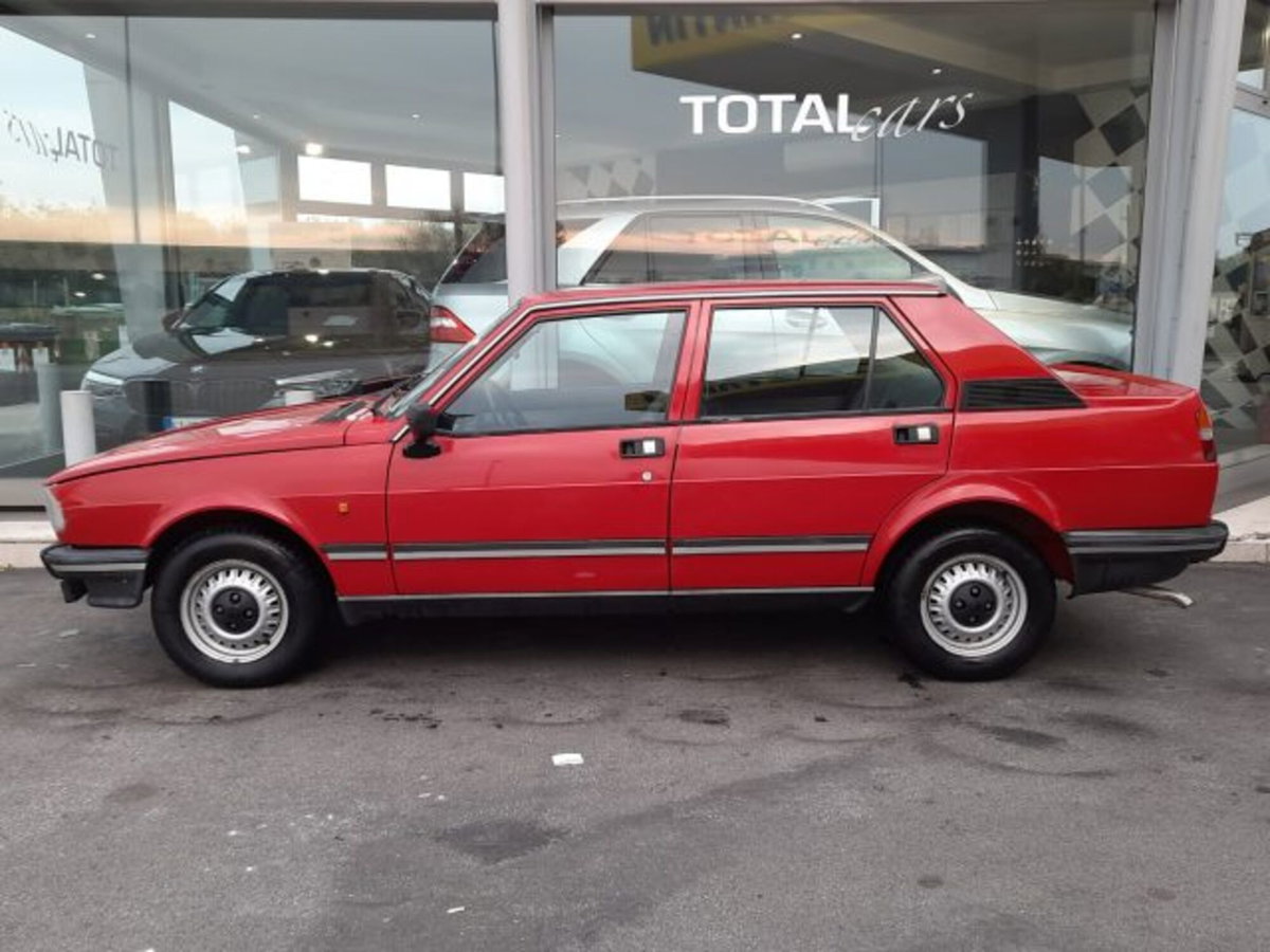 Alfa Romeo Giulietta 1.6 (5)