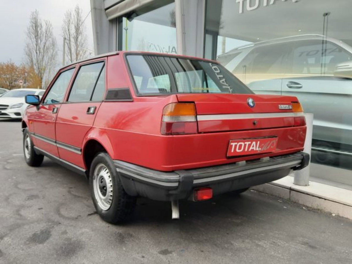 Alfa Romeo Giulietta 1.6 (6)
