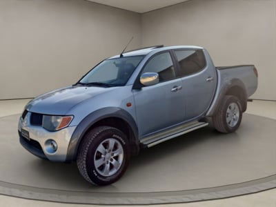 Mitsubishi L200 2.5 DI-D/136CV Double Cab Invite usato