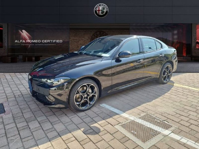Alfa Romeo Giulia 2.0 Turbo 280 CV AT8 AWD Q4 Estrema