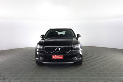 Volvo XC40 T3 Geartronic Momentum Pro usata