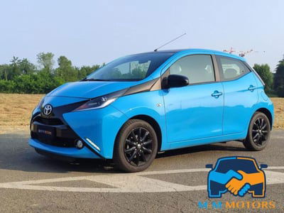 Toyota Aygo 1.0 VVT-i 69 CV 5 porte x-play TSS MMT usata