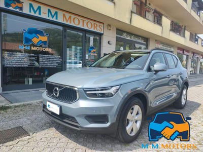 Volvo XC40 T3 Geartronic Momentum Pro usata