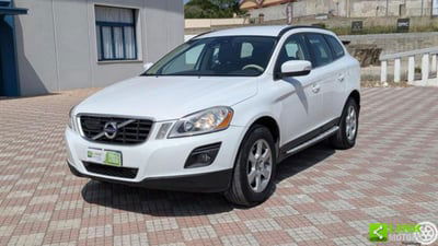 Volvo XC60 D5 AWD Geartronic Summum usata