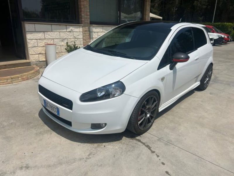 Fiat Grande Punto 1.4 Starjet 16V 3 porte Sport