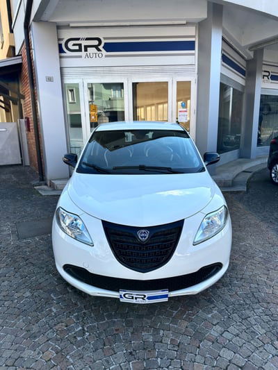 Lancia Ypsilon 1.2 69 CV 5 porte Elefantino usata