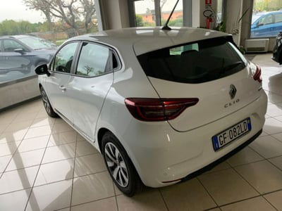 Renault Clio Full Hybrid E-Tech 140 CV 5 porte Business usata