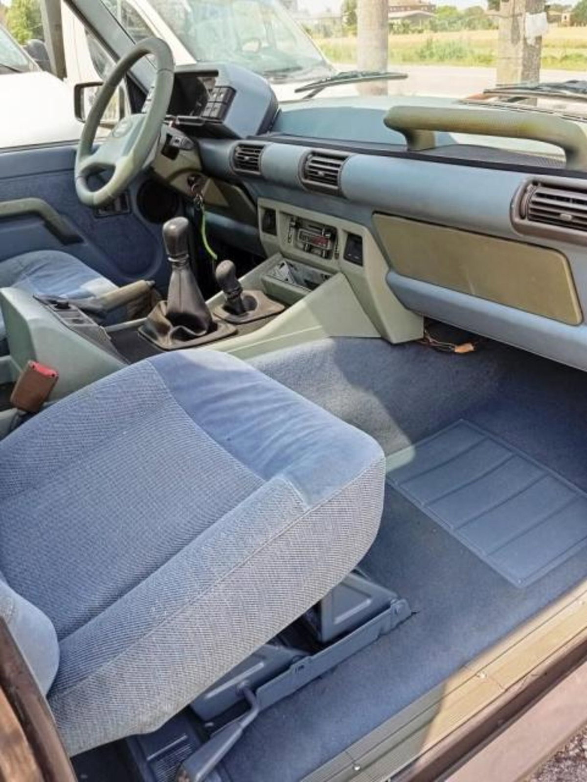 Land Rover Discovery 2.5 Tdi 3 porte S (6)