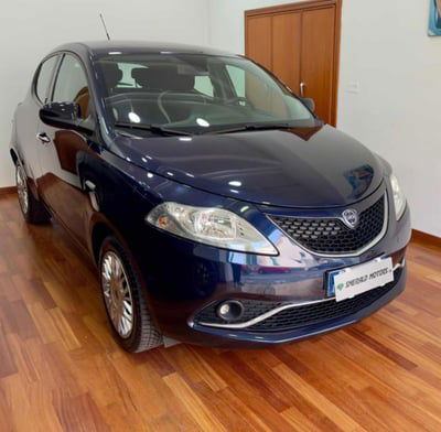 Lancia Ypsilon 1.2 69 CV 5 porte Gold usata
