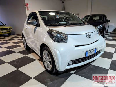 Toyota iQ 1.3 CVT Style usata