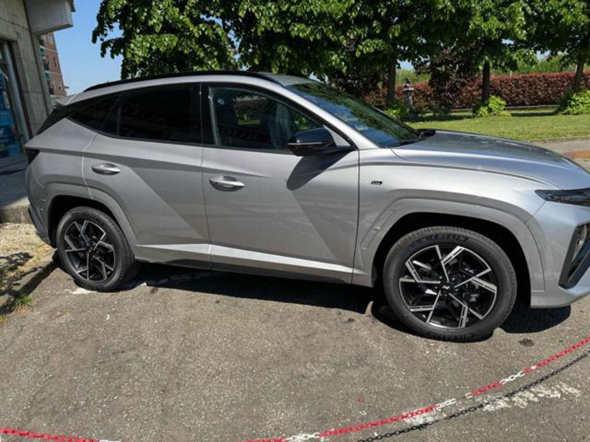 Hyundai Tucson 1.6 t-gdi 48V Xtech 2wd mt (3)