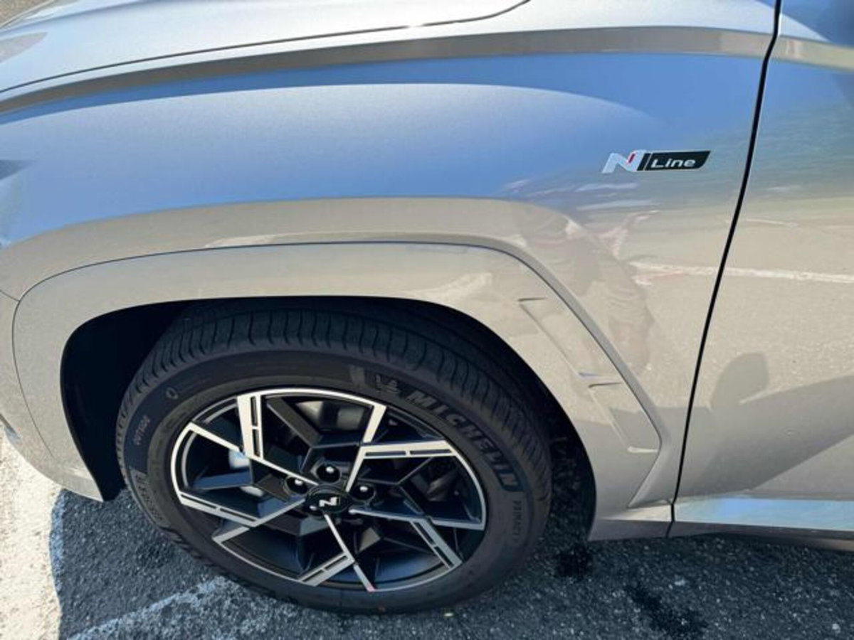 Hyundai Tucson 1.6 t-gdi 48V Xtech 2wd mt (7)