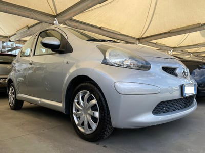 Toyota Aygo 1.0 12V VVT-i 5 porte Now usata