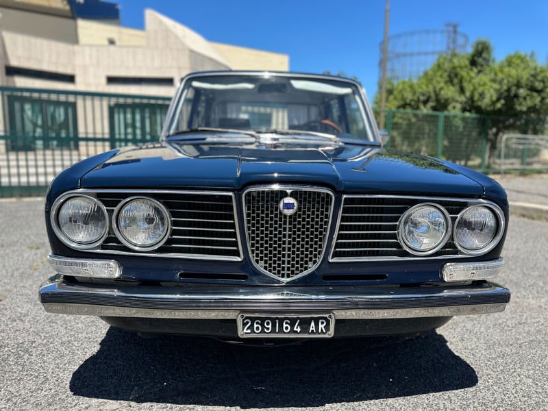Lancia Flavia 2.4