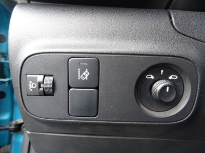 Citroen C3 BlueHDi 100 S&S Feel (12)