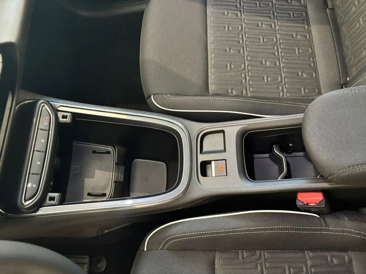 Fiat 600 1.2 hybrid 110cv auto (7)