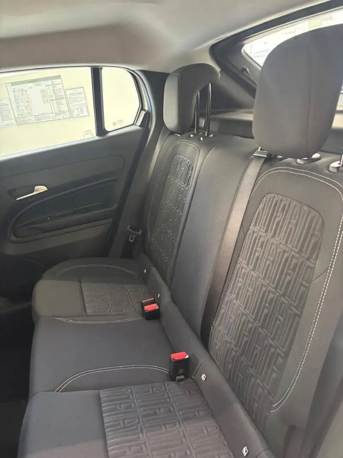 Fiat 600 1.2 hybrid 110cv auto (8)