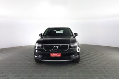 Volvo XC40 T3 Geartronic Momentum Pro usata