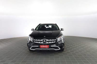 Mercedes-Benz CLA Shooting Brake 180 Executive usata