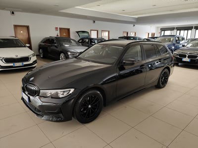 BMW Serie 3 Touring 318d  mhev 48V auto usata
