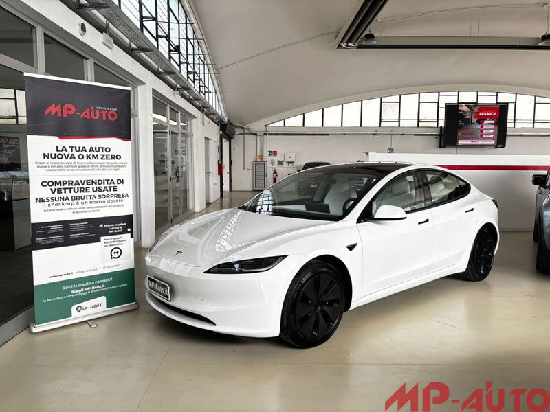 Tesla Model 3 Model 3 RWD