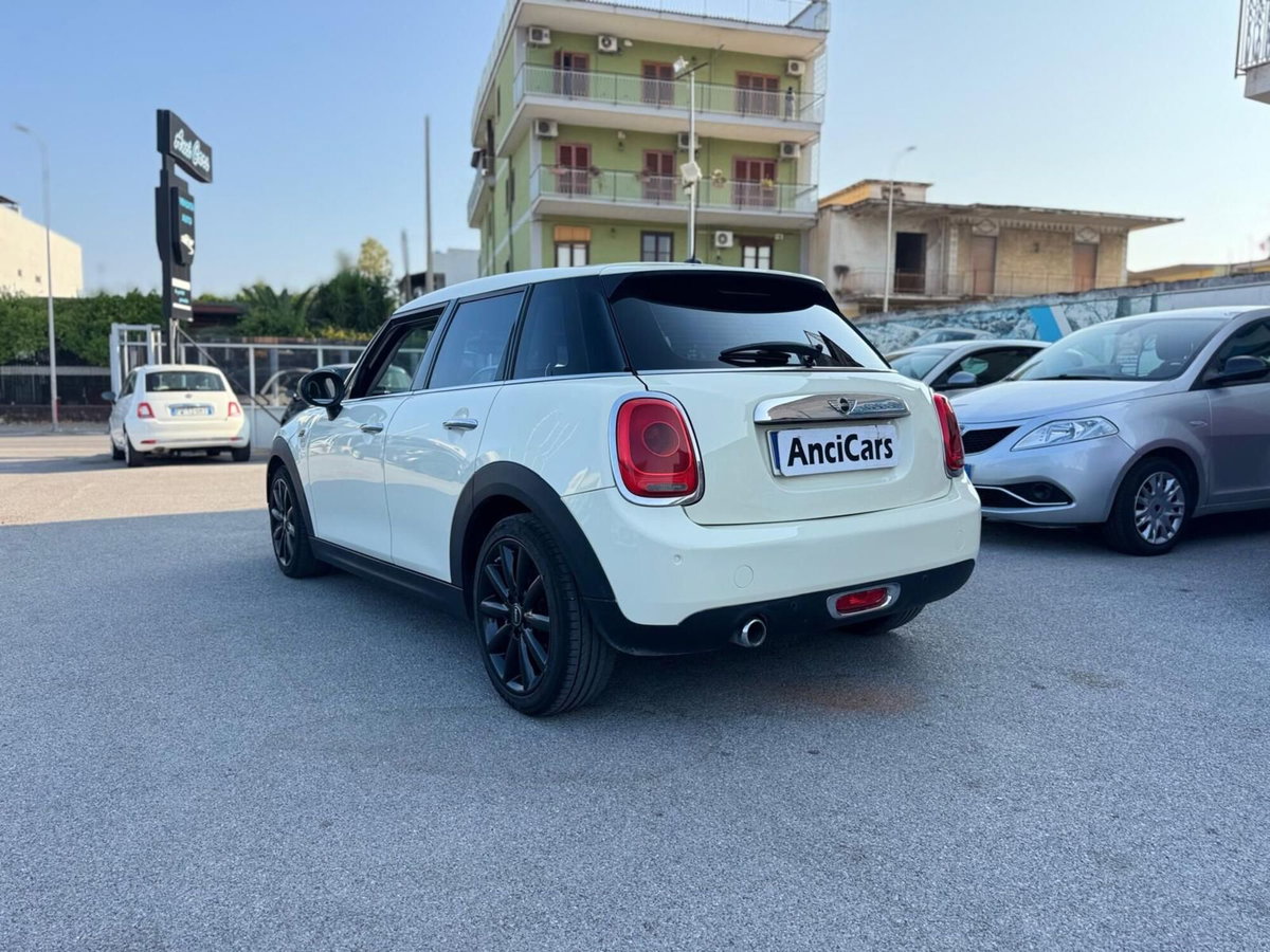 MINI Mini 1.5 Cooper D Boost 5 porte (14)