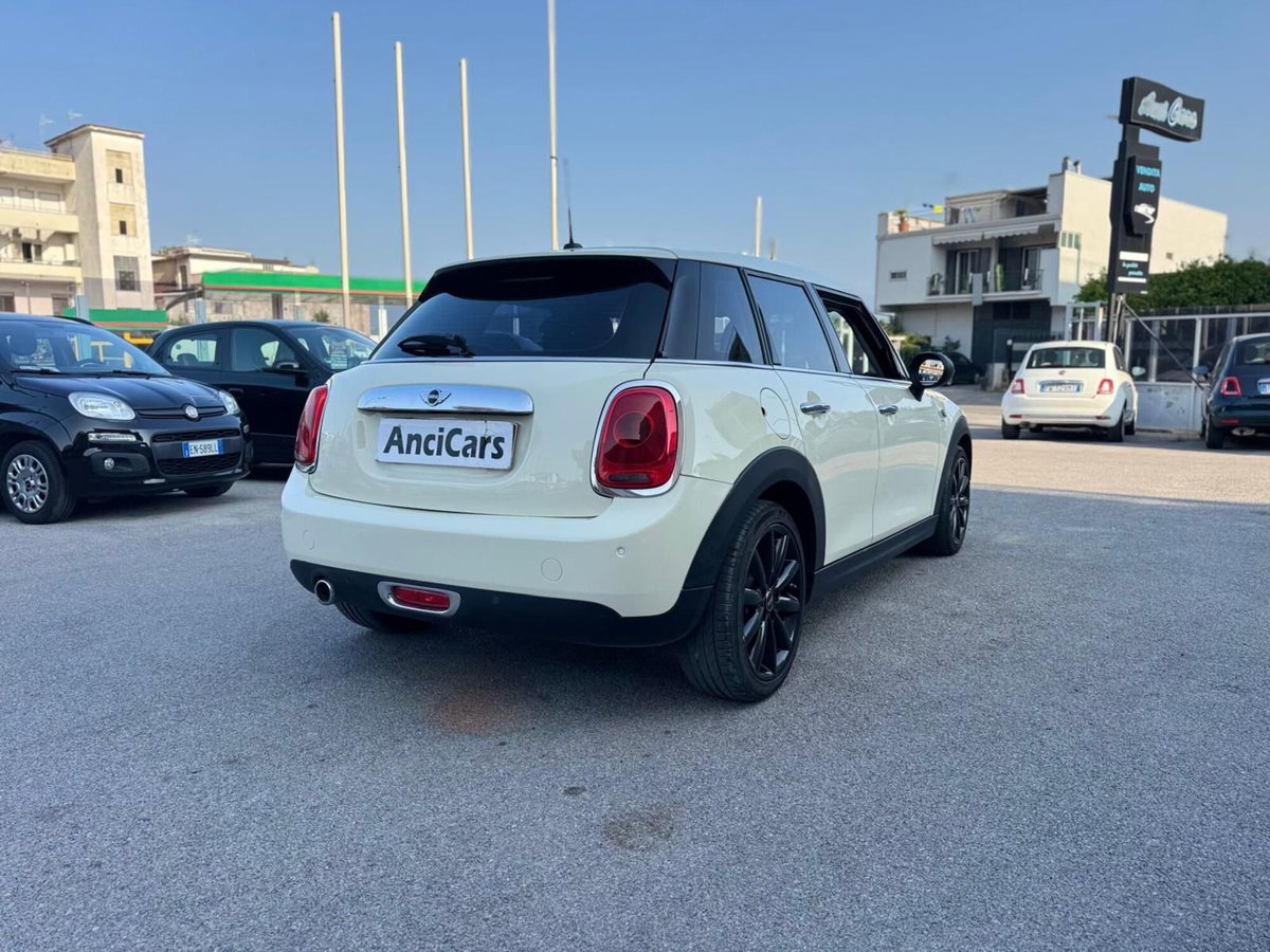 MINI Mini 1.5 Cooper D Boost 5 porte (16)
