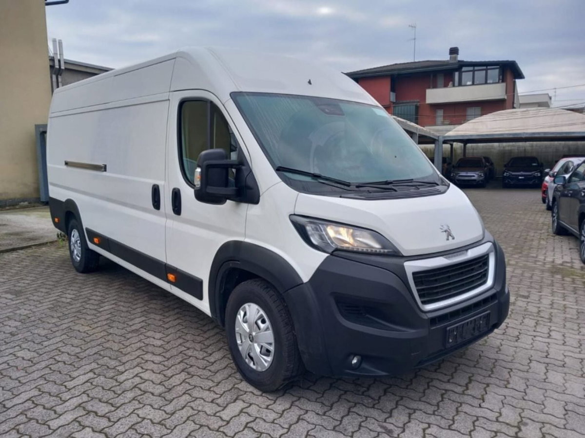 Peugeot Boxer Furgone 335 2.2 BlueHDi 165 S&S PLM-TM-DC Furgone (3)
