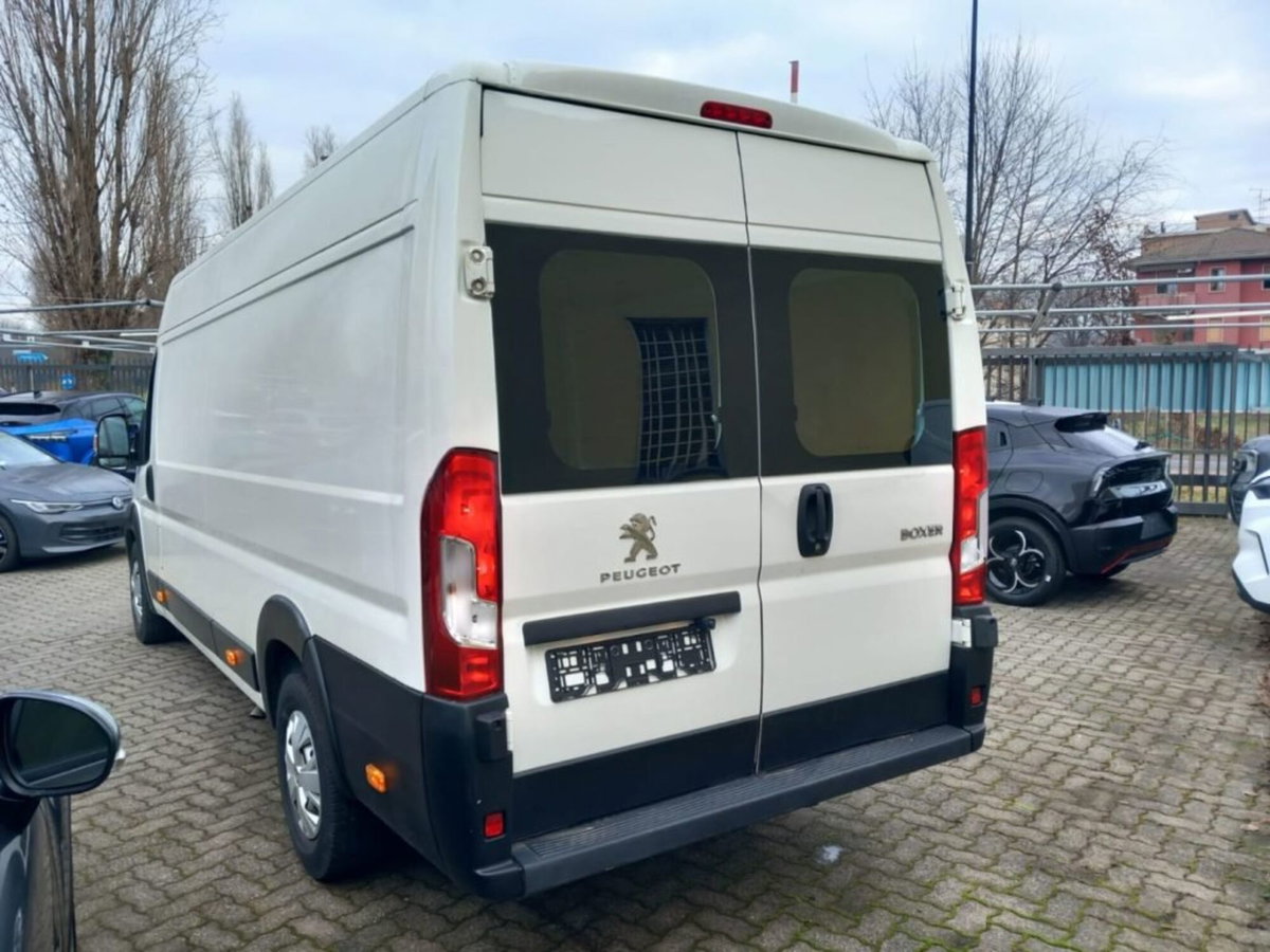 Peugeot Boxer Furgone 335 2.2 BlueHDi 165 S&S PLM-TM-DC Furgone (5)