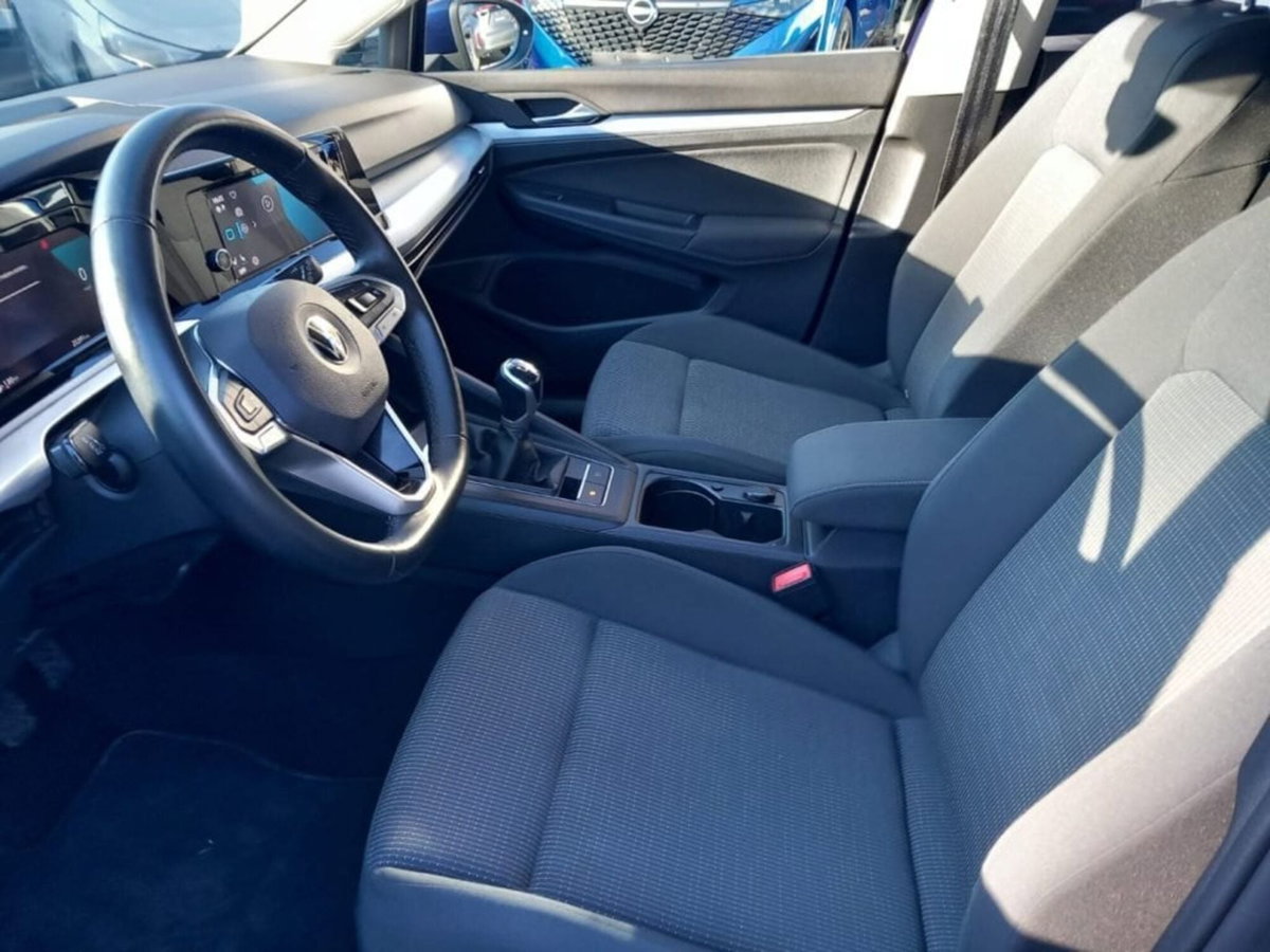 Volkswagen Golf 1.0 TSI EVO Life (10)
