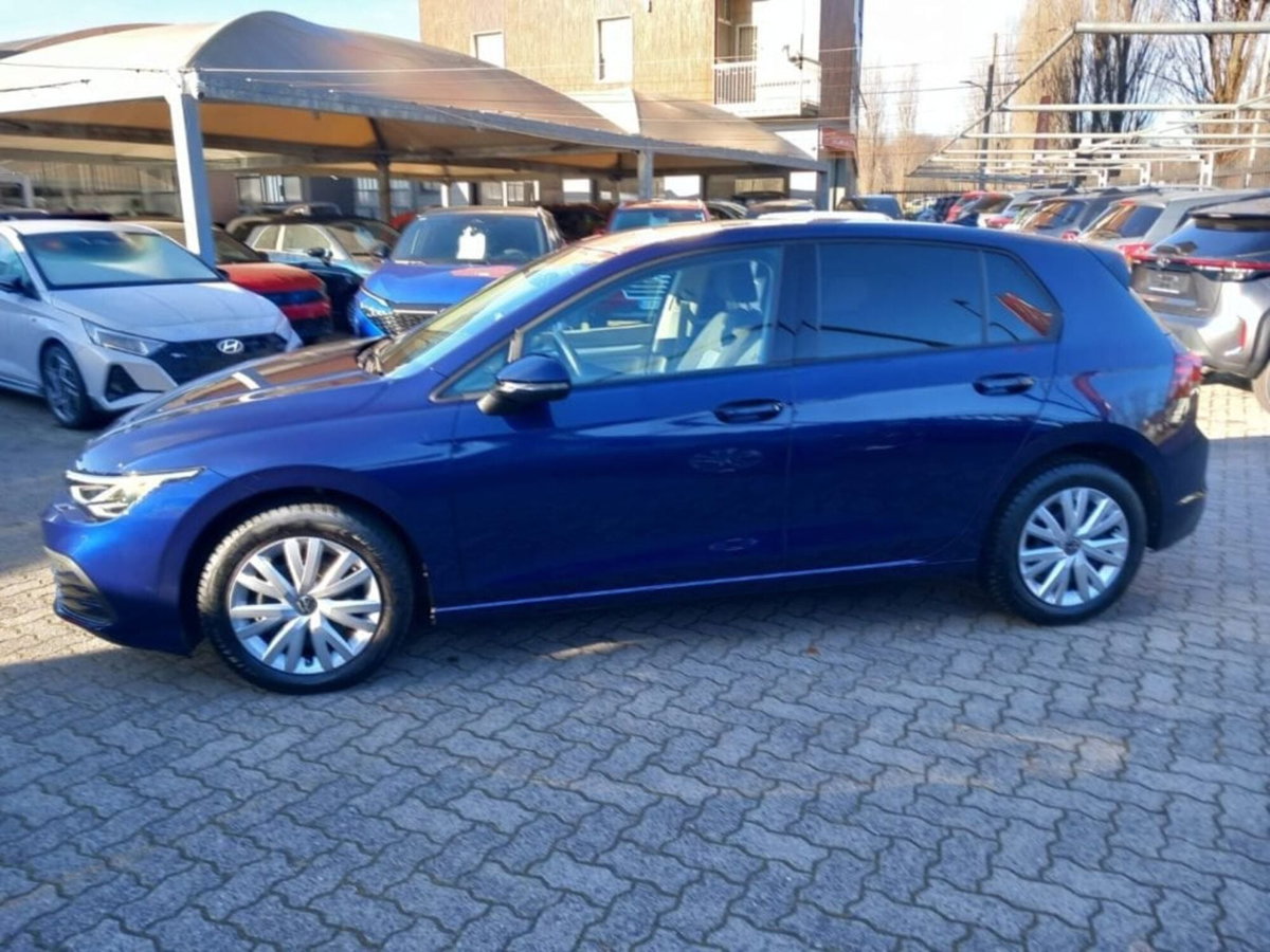 Volkswagen Golf 1.0 TSI EVO Life (3)