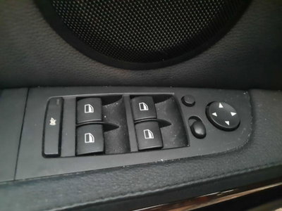 BMW Serie 3 335i cat xDrive Eletta (19)