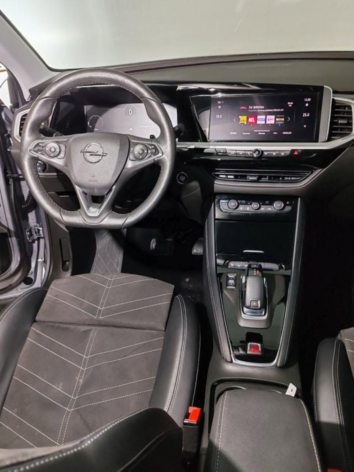 Opel Grandland 1.5 ecotec Ultimate s&s 130cv at8 (14)