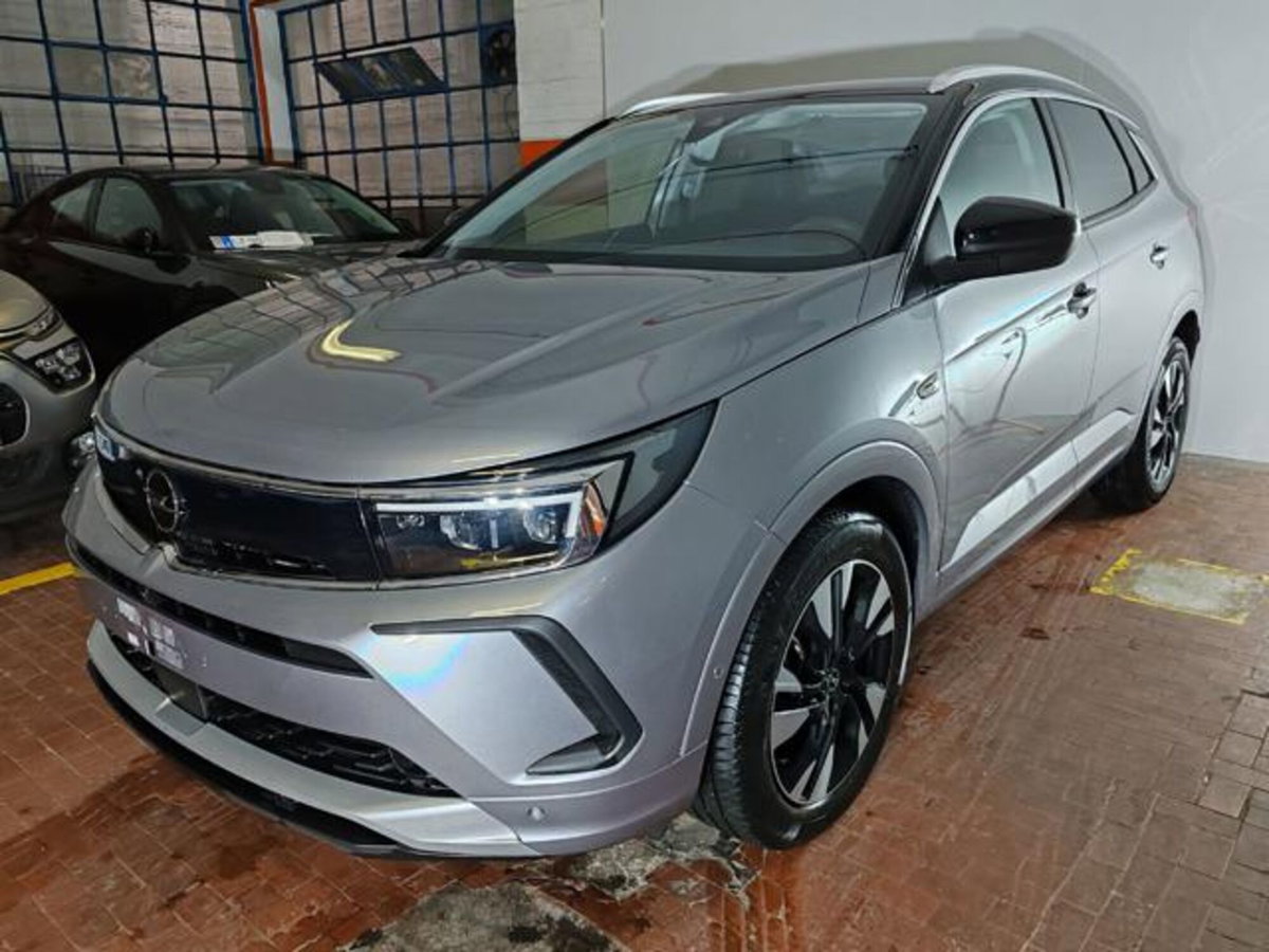 Opel Grandland 1.5 ecotec Ultimate s&s 130cv at8 (3)