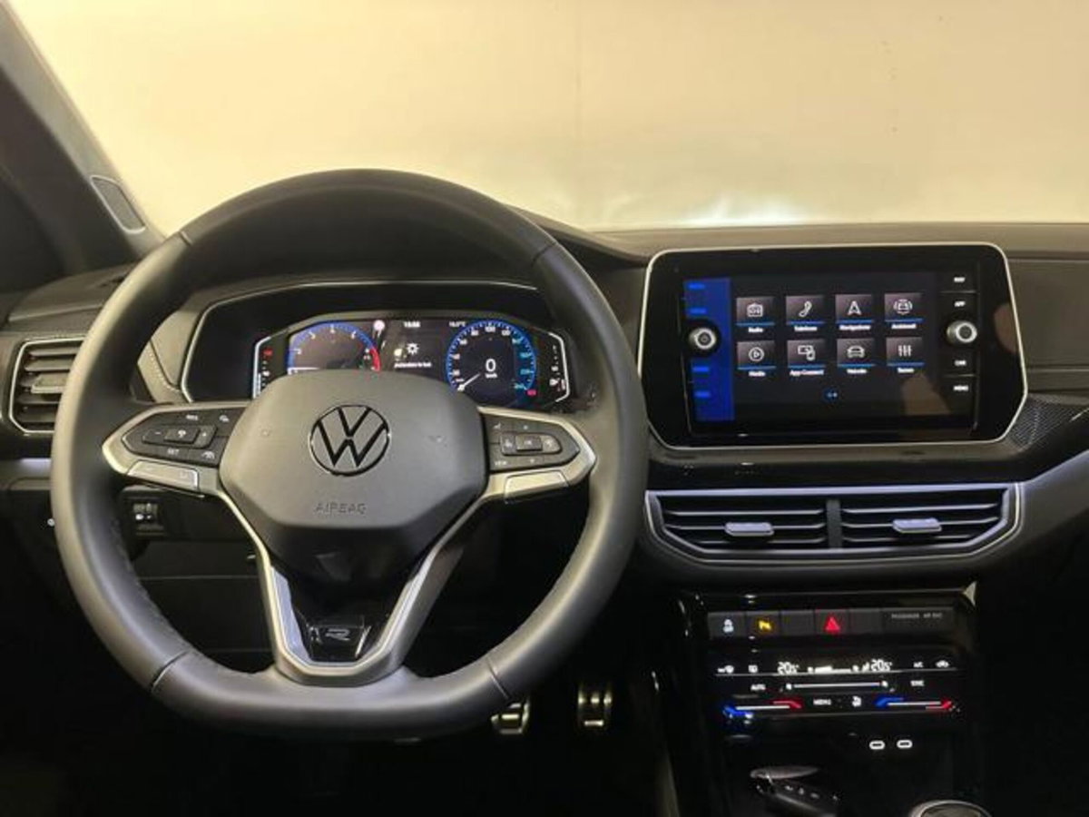 Volkswagen T-Cross 1.0 tsi R-Line 115cv (9)