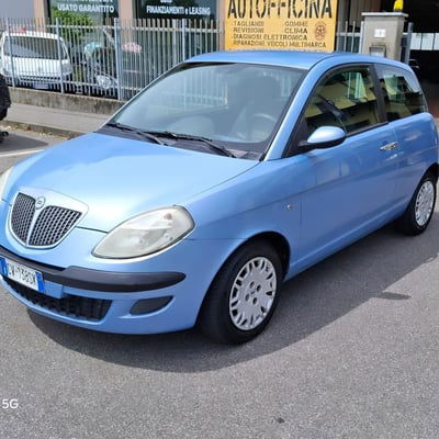 Lancia Ypsilon 1.2 Argento usata