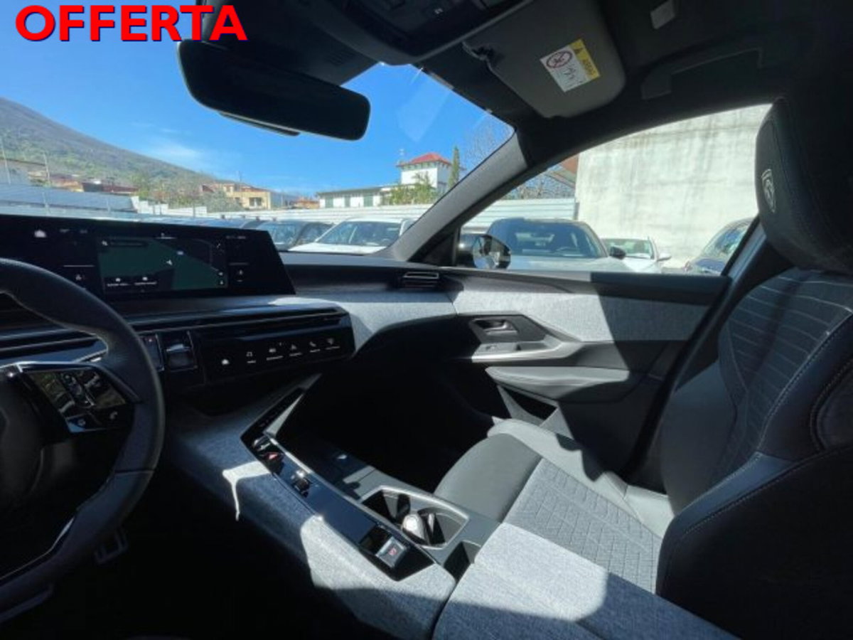 Peugeot 3008 1.2 hybrid Allure Business 145cv e-dcs6 (17)
