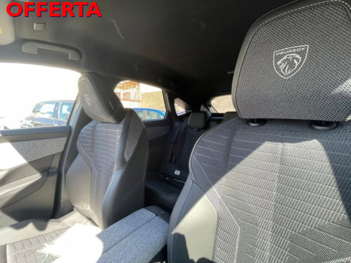 Peugeot 3008 1.2 hybrid Allure Business 145cv e-dcs6 (19)